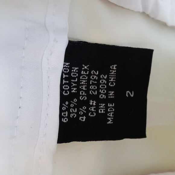 Women's 🆓 Dalia Collection size 2 stark white damaged - Picture 4 of 8